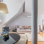 Flh Baixa-chiado Library Loft شقة *